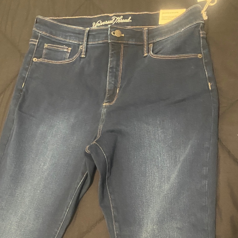 Universal Thread Women's High Rise Dark Blue Jeans